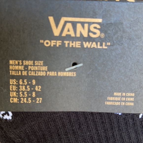 Vans “Off The Wall” socks - Picture 3 of 16